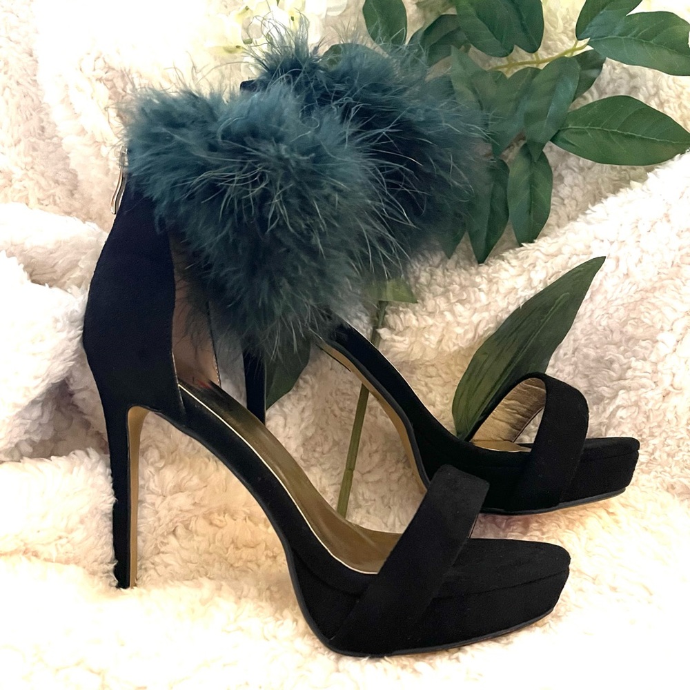Luichiny blue feather heels size 9